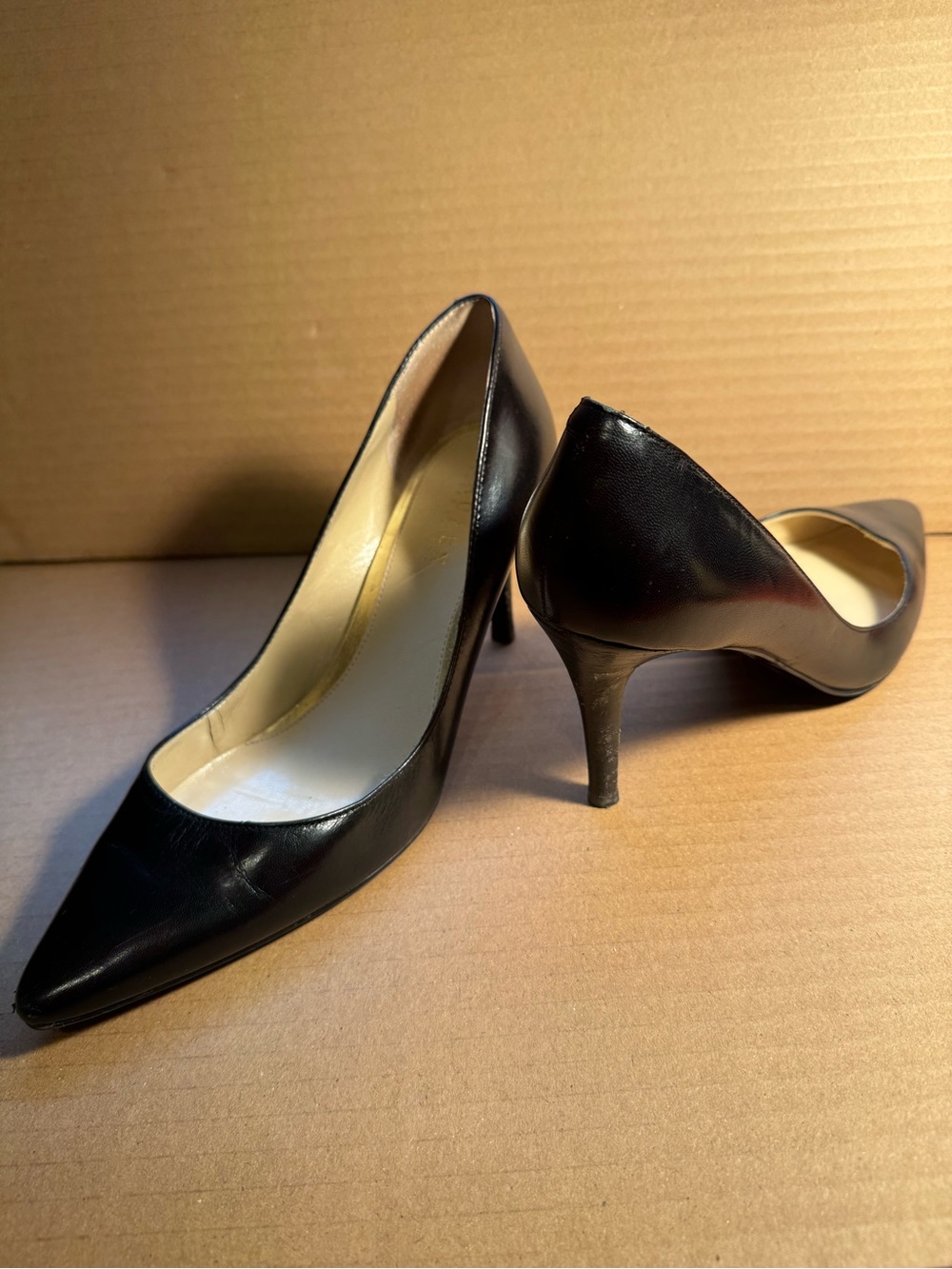 Lauren Ralph Lauren Black Pointed-Toe Mid Heel Pumps 7.5-8 size